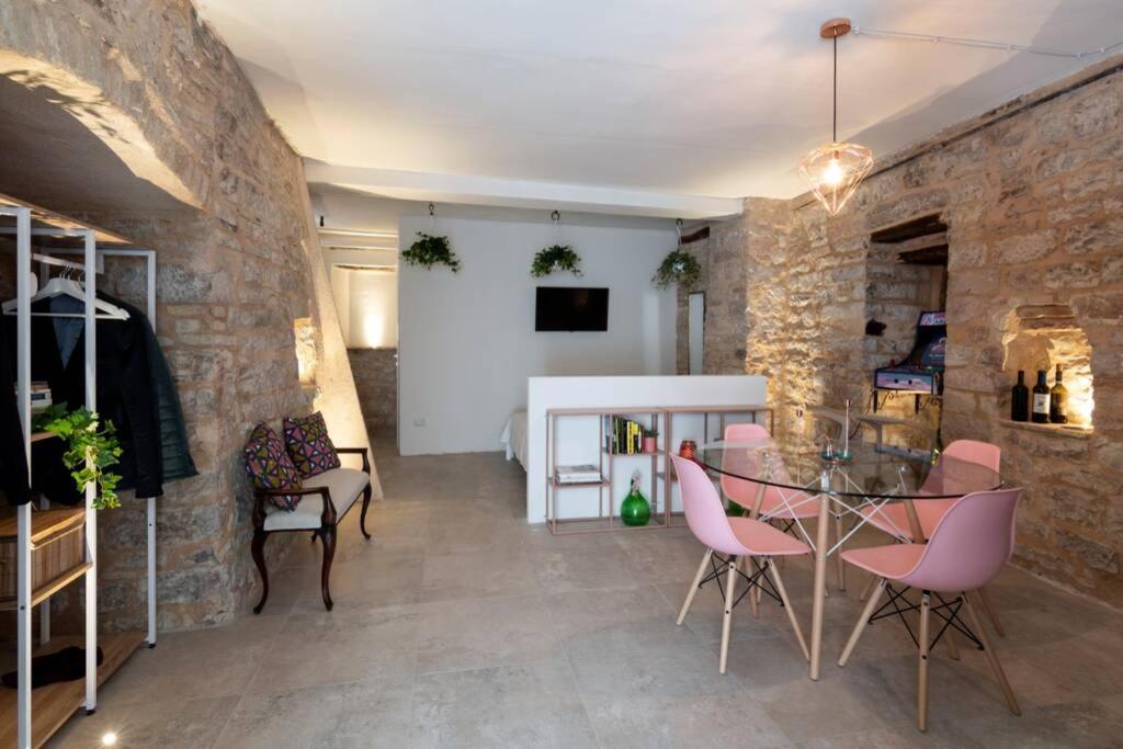 Cornelia Cavern Cosy Studio Apartment In Spello Eksteriør bilde
