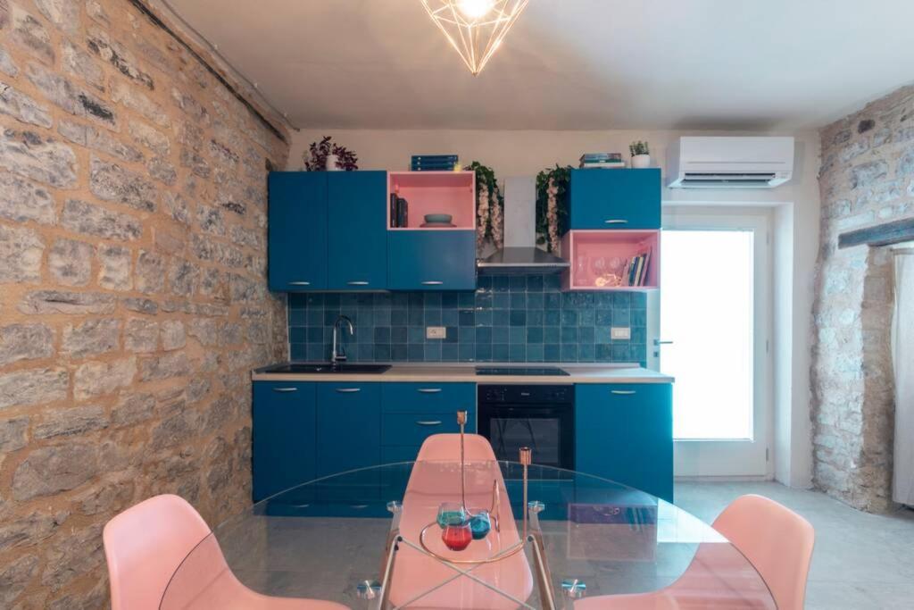 Cornelia Cavern Cosy Studio Apartment In Spello Eksteriør bilde