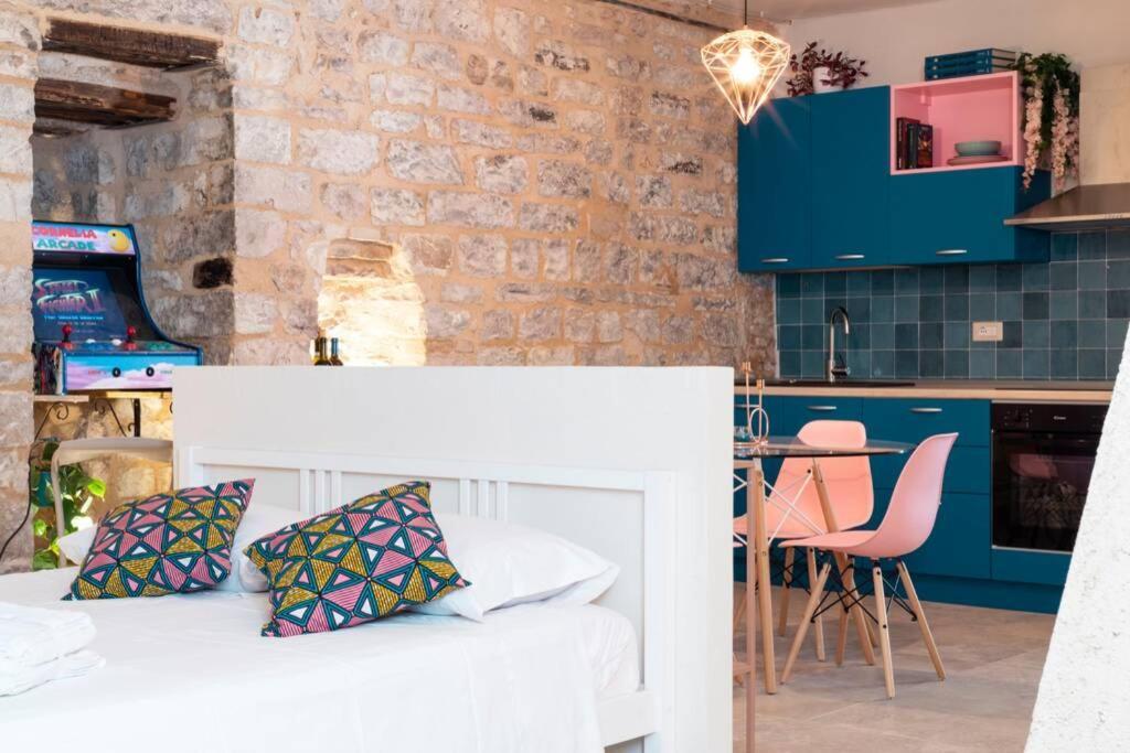 Cornelia Cavern Cosy Studio Apartment In Spello Eksteriør bilde