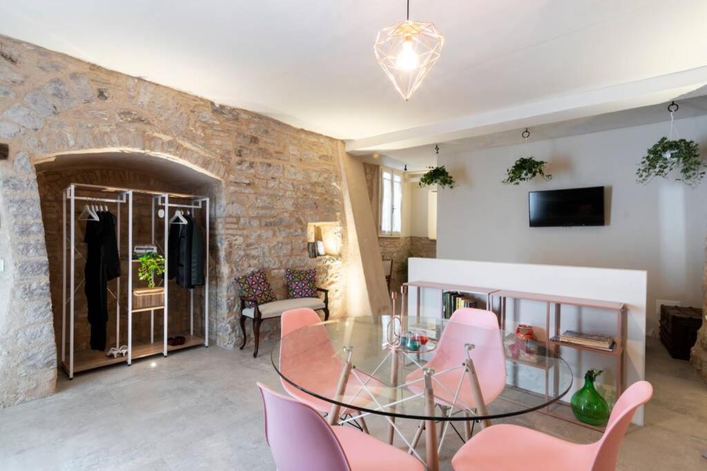 Cornelia Cavern Cosy Studio Apartment In Spello Eksteriør bilde
