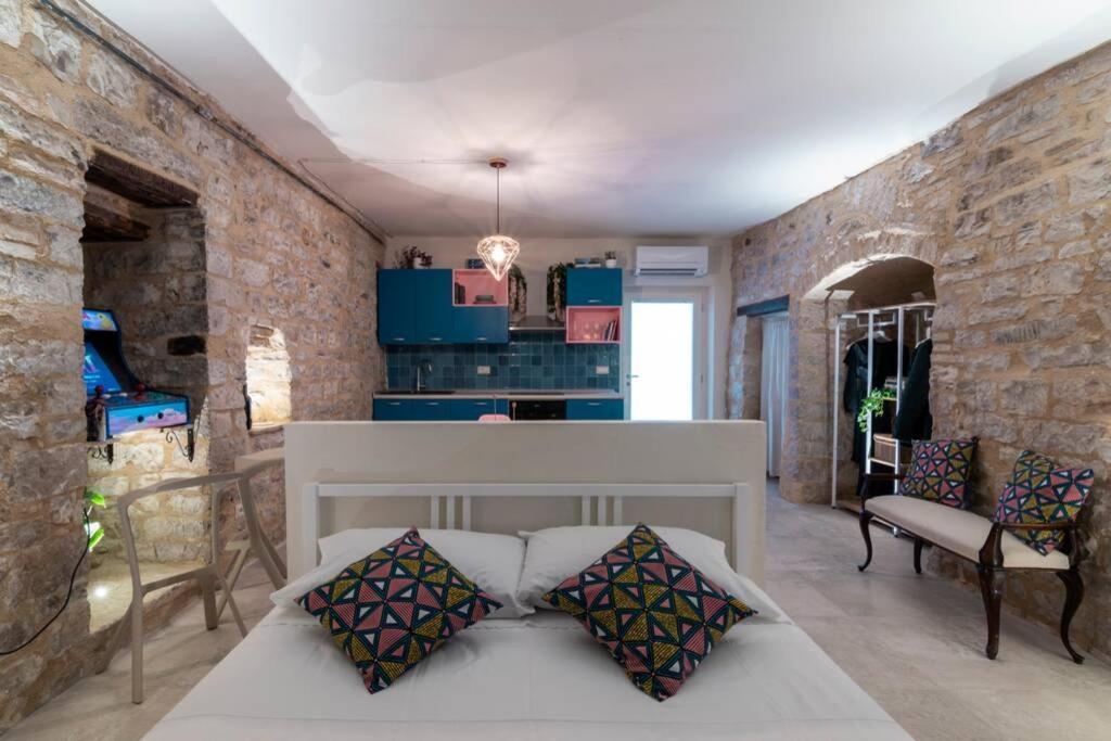 Cornelia Cavern Cosy Studio Apartment In Spello Eksteriør bilde
